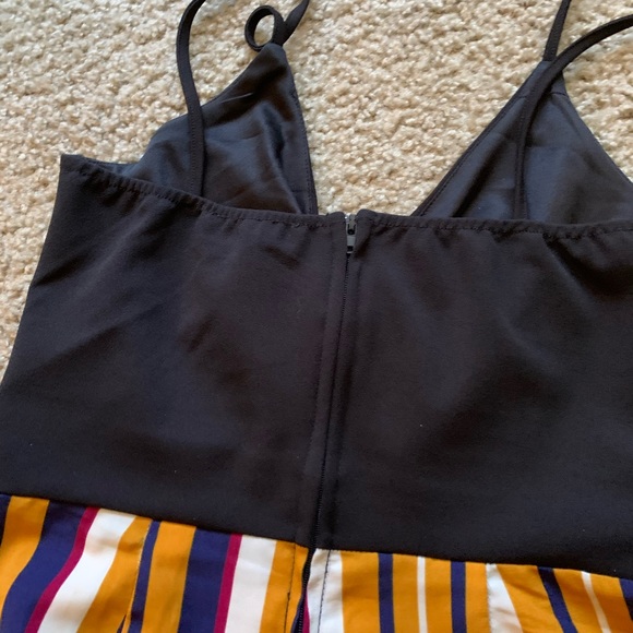 Jumper/Romper - Picture 5 of 5